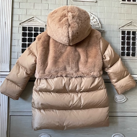 Il Gufo Girls’ Tan Down Padded Puffer Coat - 4Y - Picture 6 of 16